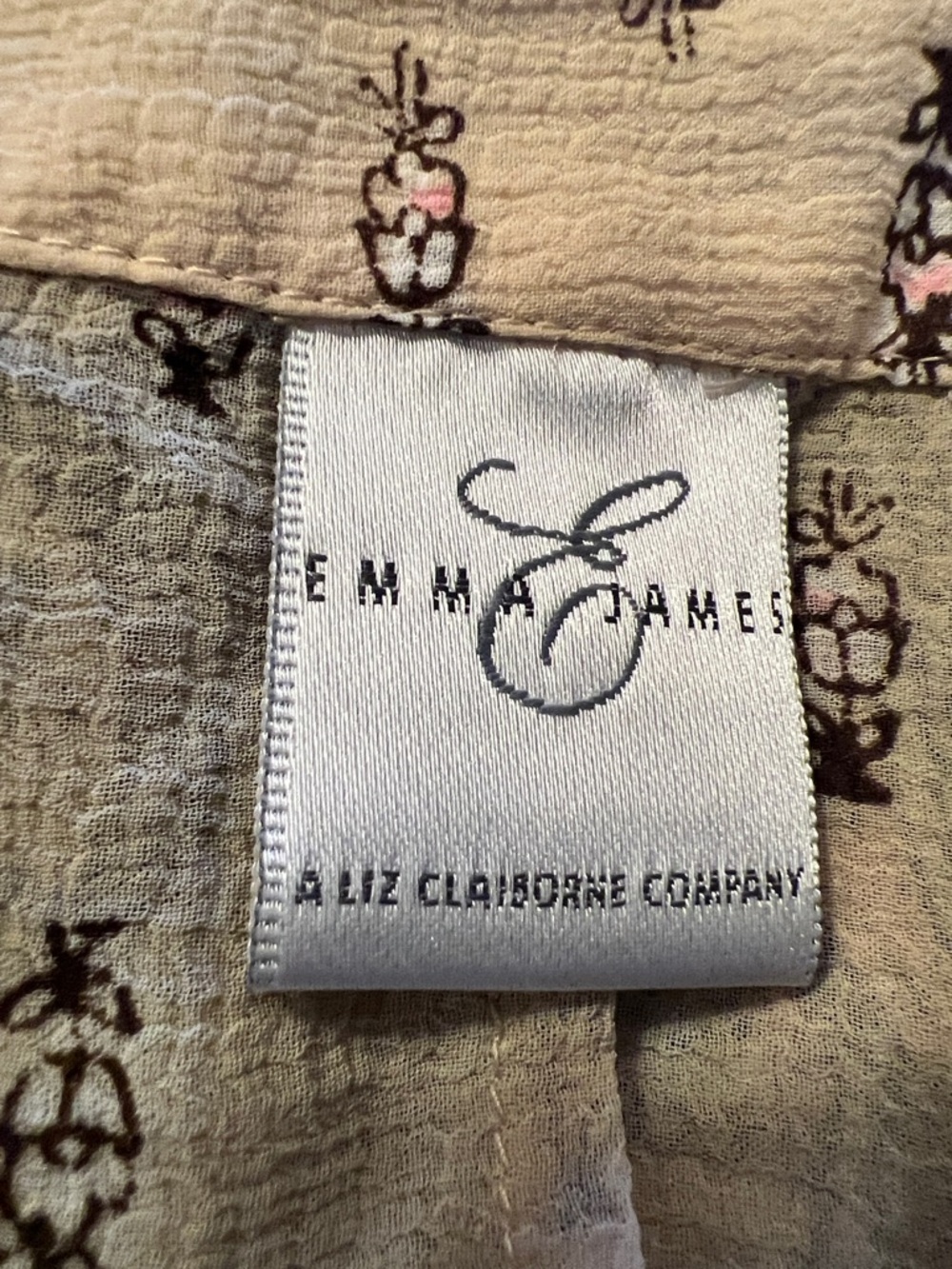 Emma James Cream, Brown and Pink Paisley Split-Neck Tunic - Picture 10 of 11